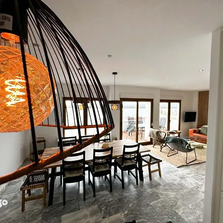 Riverview 4 Bedroom House, With Private Pool Ste003 *