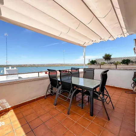 펜션 Riverview 4 Bedroom House, With Private Pool Ste003 *